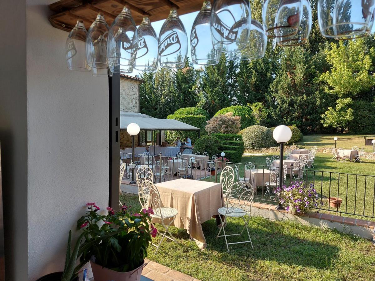 Country Hotel Poggiomanente Umbertide Buitenkant foto