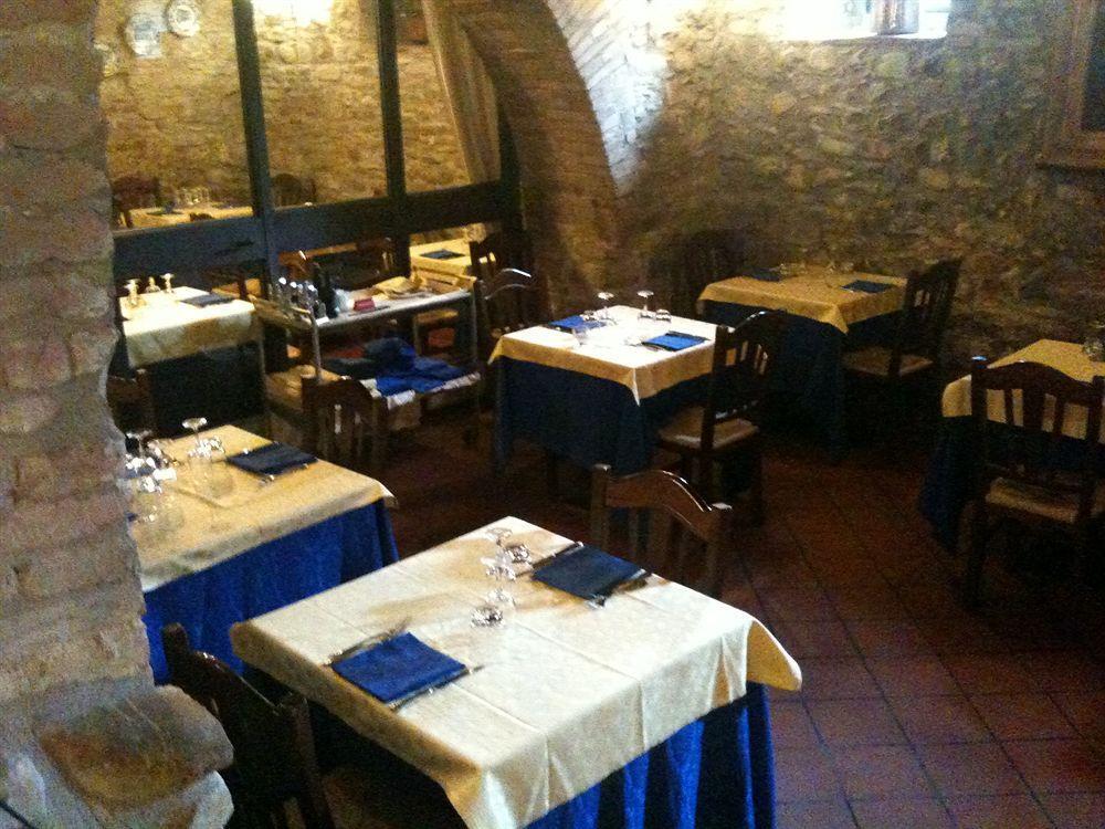 Country Hotel Poggiomanente Umbertide Buitenkant foto