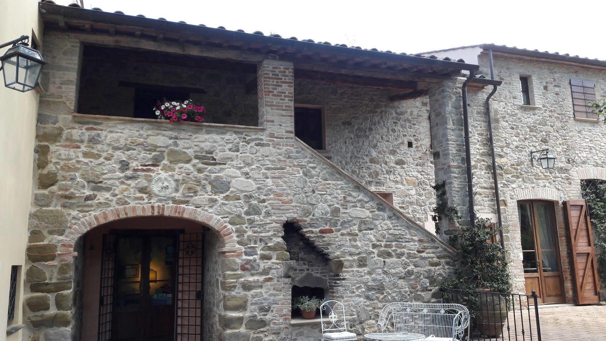 Country Hotel Poggiomanente Umbertide Buitenkant foto