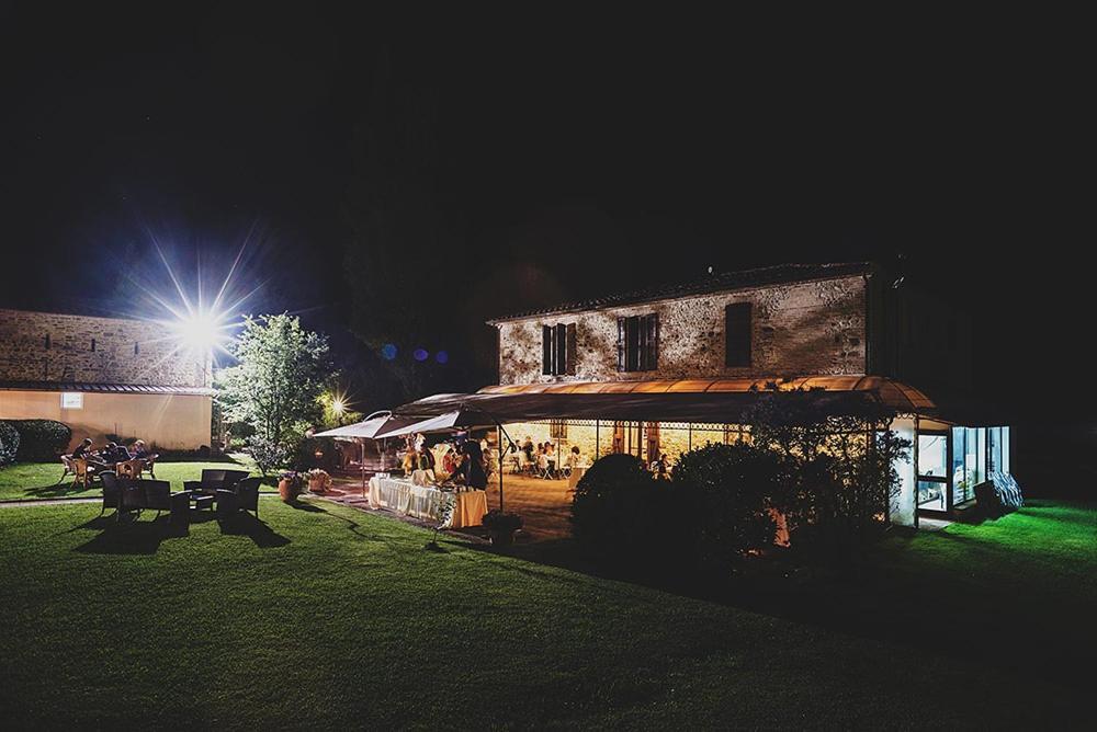 Country Hotel Poggiomanente Umbertide Buitenkant foto